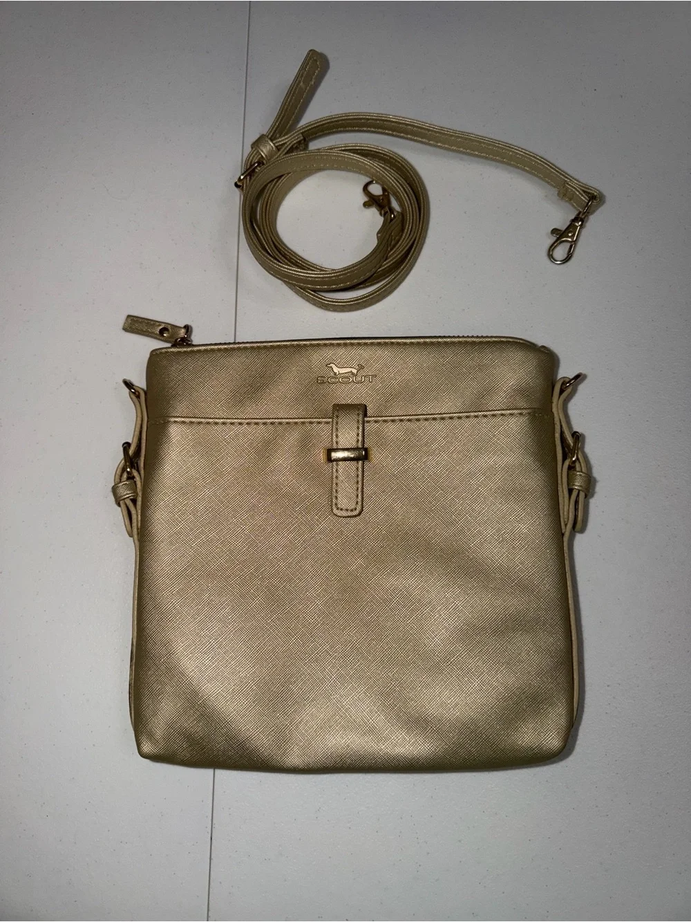 Scout crossbody bag